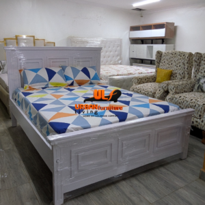 white wooden Bed (4x6)